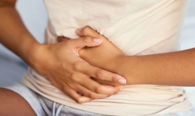 GUT HEALTH: SIGNS OF AN UNHEALTHY GUT + NATURAL WAYS TO IMPROVE GUT HEALTH